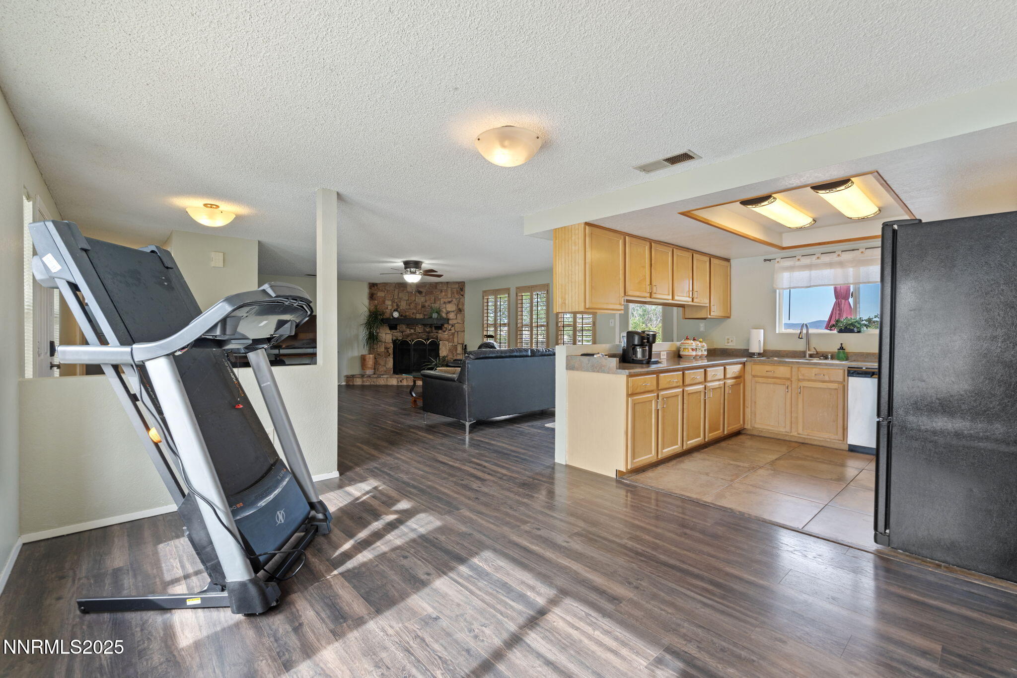 2410 Seneca Drive Reno, NV 89506 - Photo 7 of 32 Dining Room