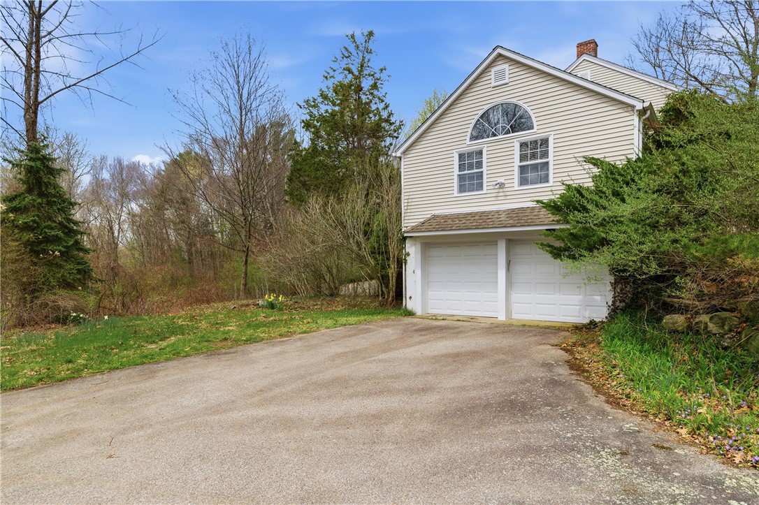 36 Brayton Road Smithfield, RI 02917 - Photo 28 of 34