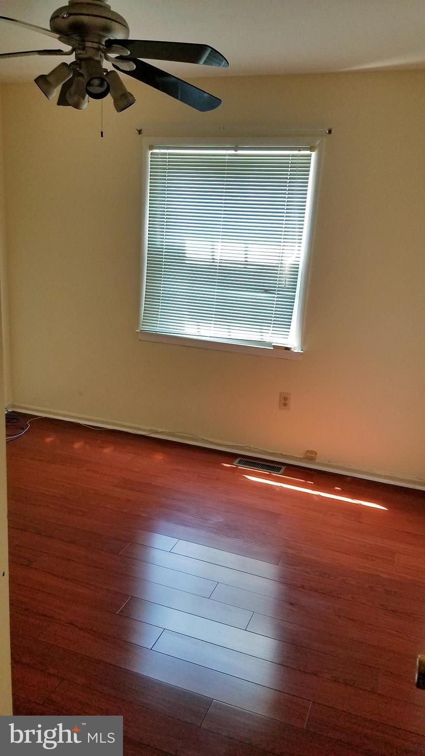 13107 Newgate Road Woodbridge, VA 22193 - Photo 12 of 26 Bedroom