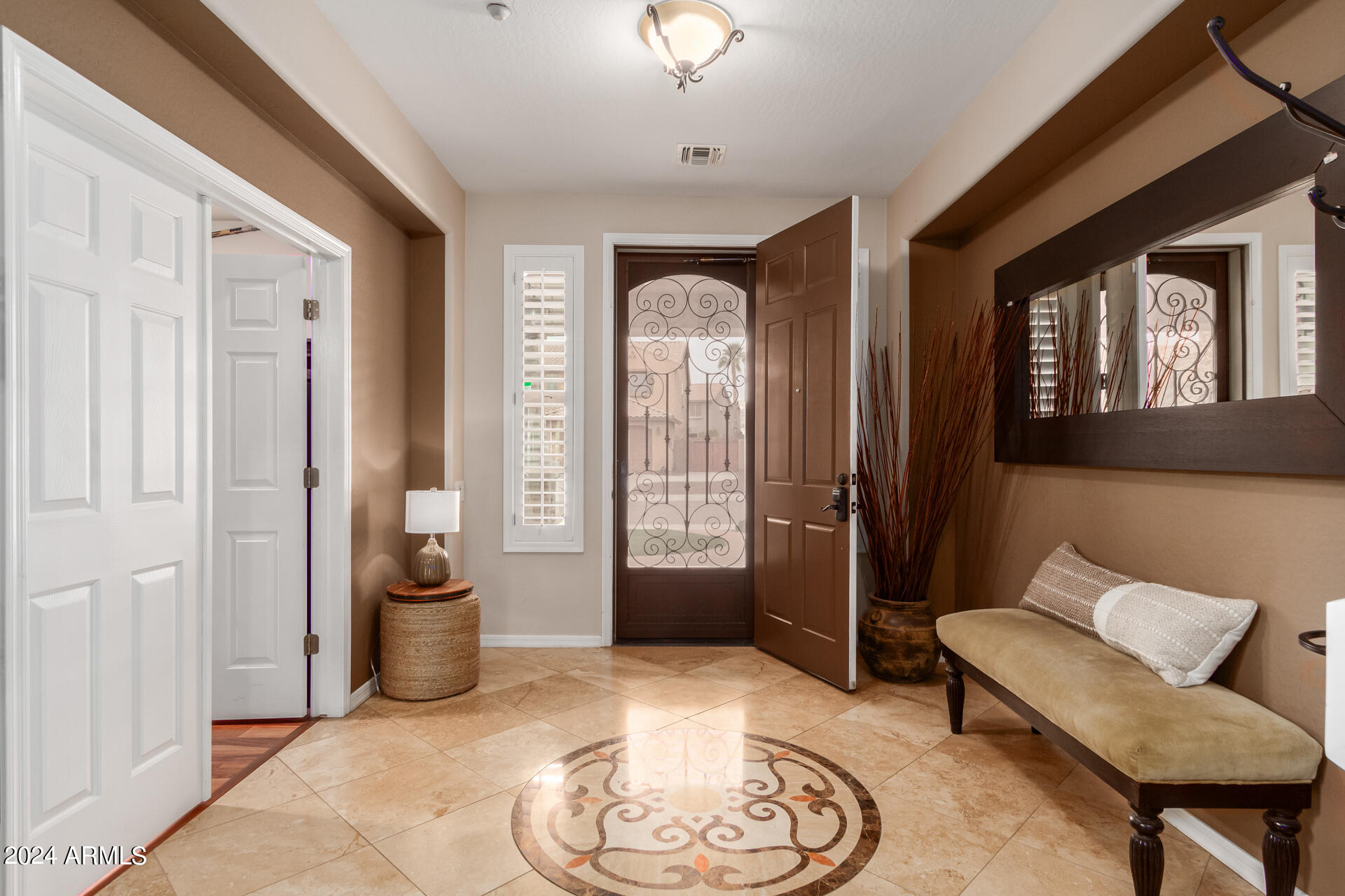 5013 West Rowel Road Phoenix, AZ 85083 - Photo 14 of 57 Entry Way