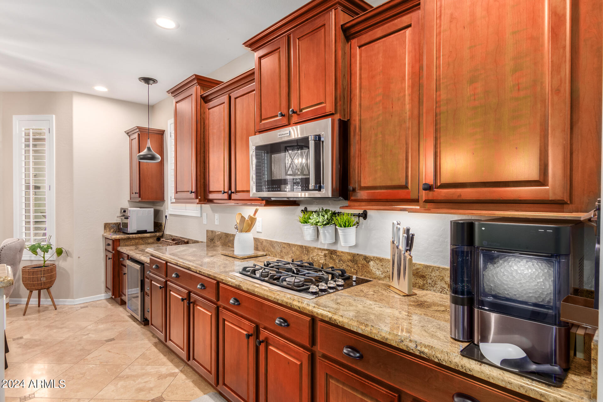 5013 West Rowel Road Phoenix, AZ 85083 - Photo 27 of 57 Custome Cabinets