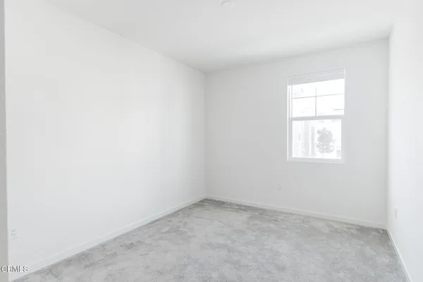 $3,975 | 611 Winchester Drive, Oxnard, CA 93036