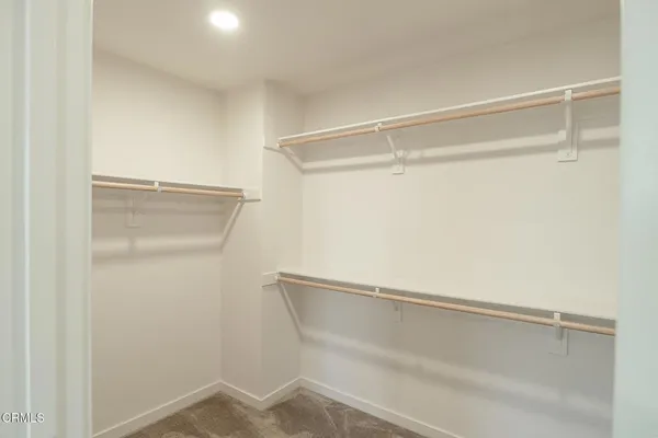 $3,975 | 611 Winchester Drive, Oxnard, CA 93036