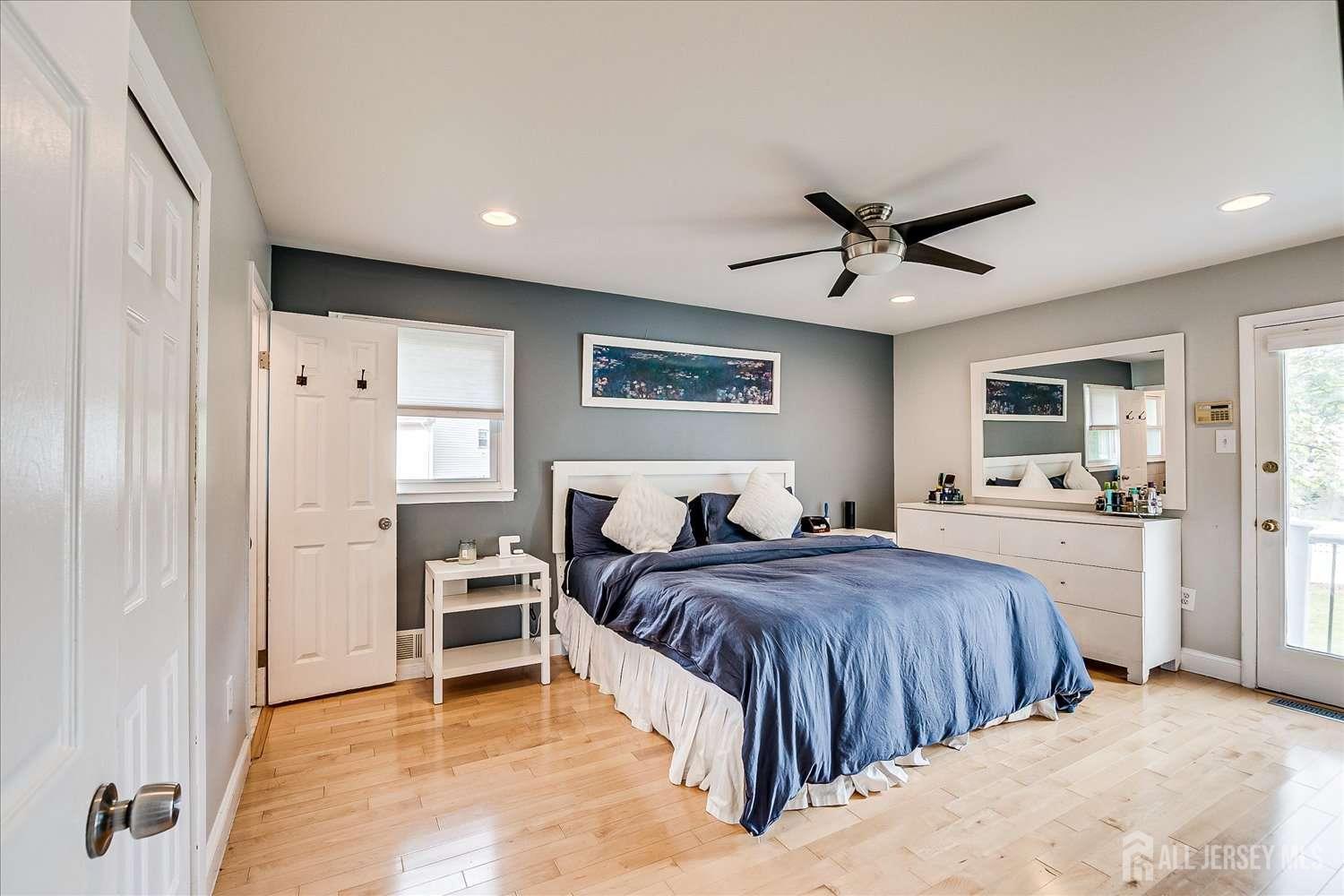 7 Gentore Court Edison, NJ 08820 - Photo 15 of 31