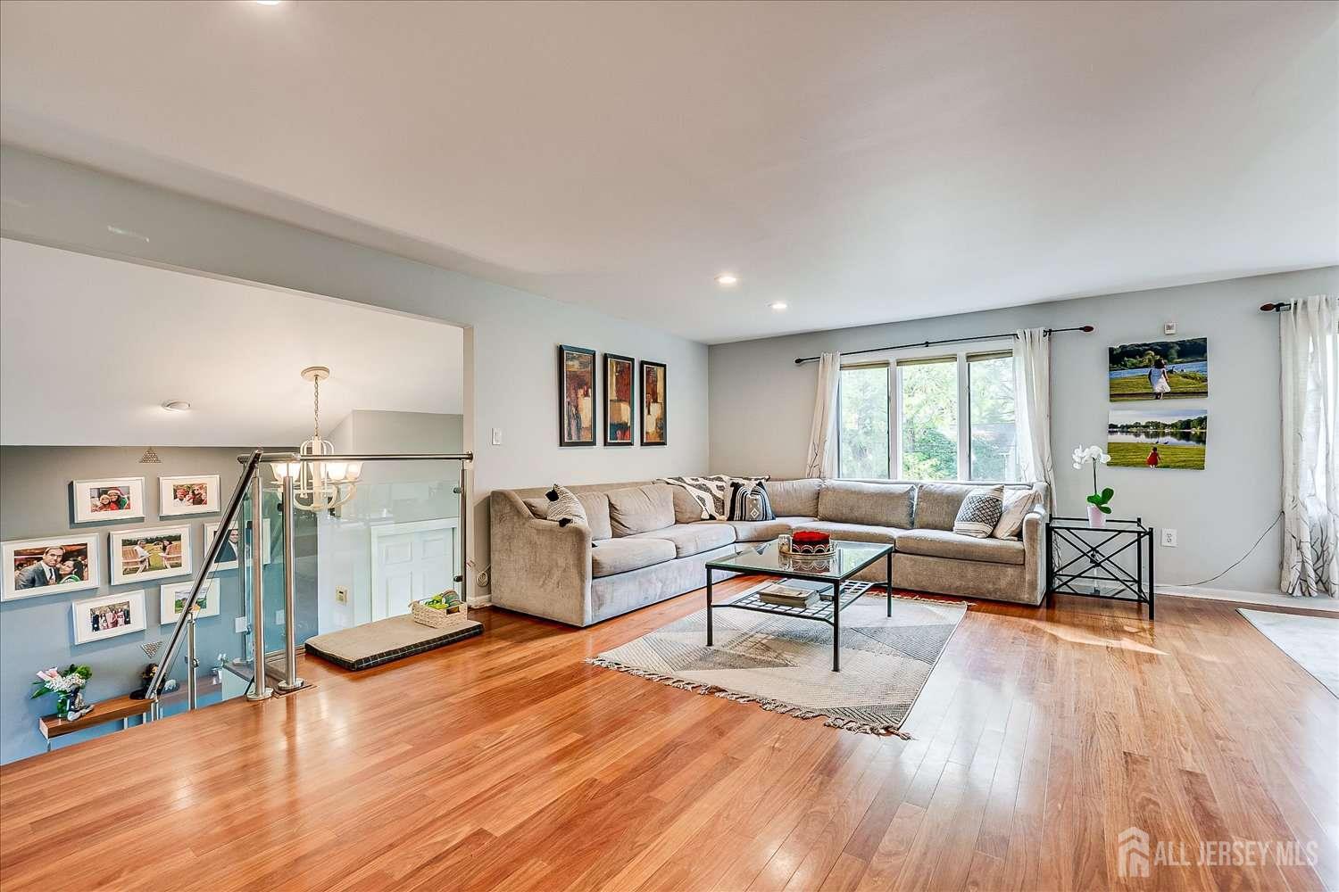 7 Gentore Court Edison, NJ 08820 - Photo 6 of 31