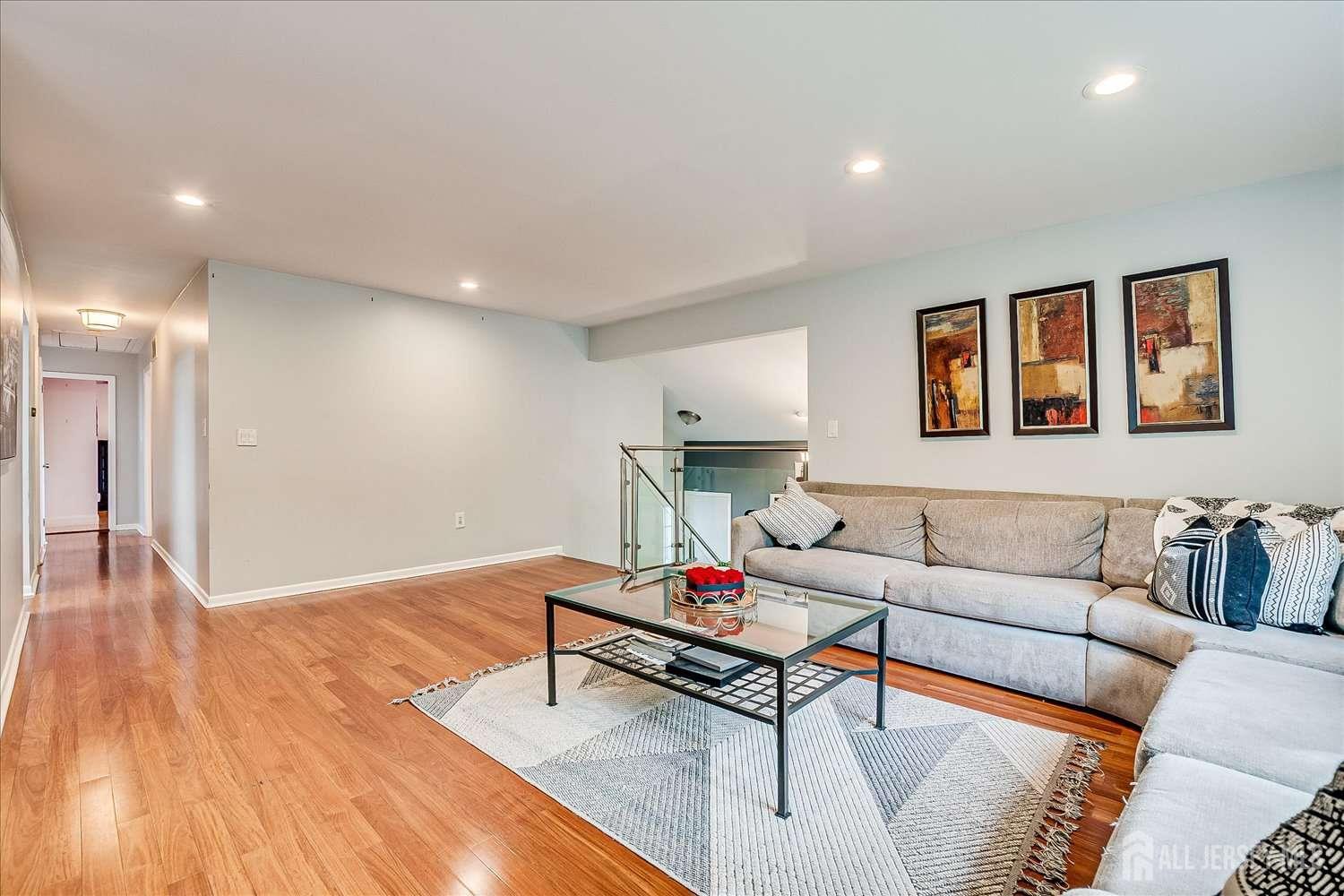 7 Gentore Court Edison, NJ 08820 - Photo 8 of 31