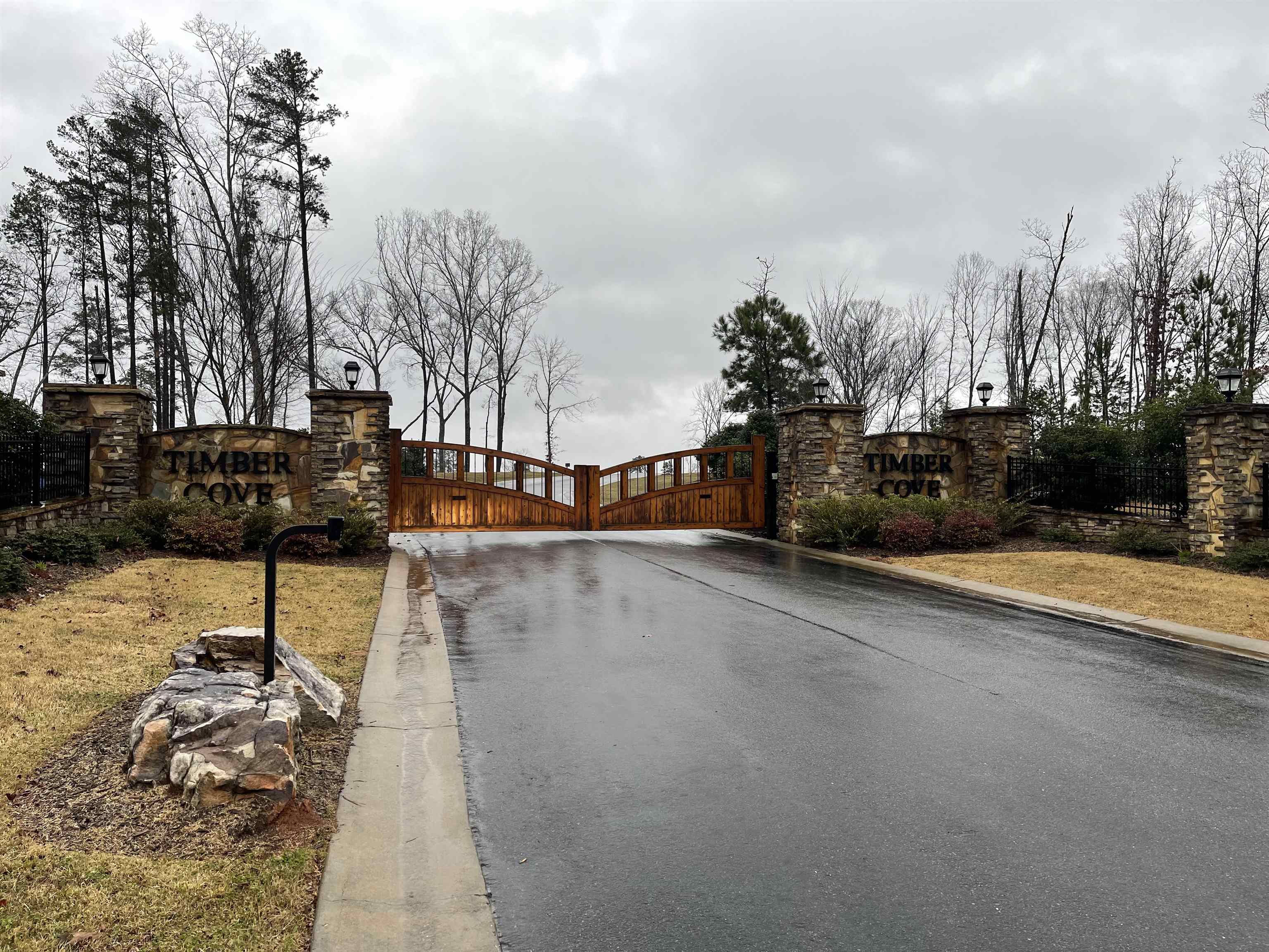 417 Timber Cove Road Seneca, SC 29672 - Photo 15 of 16