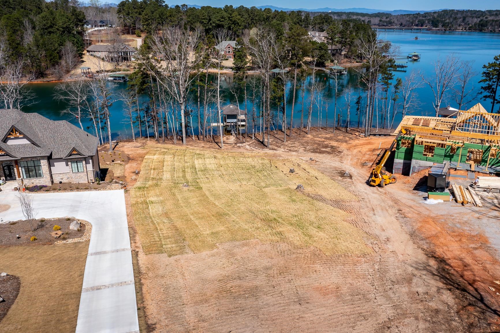 417 Timber Cove Road Seneca, SC 29672 - Photo 2 of 16