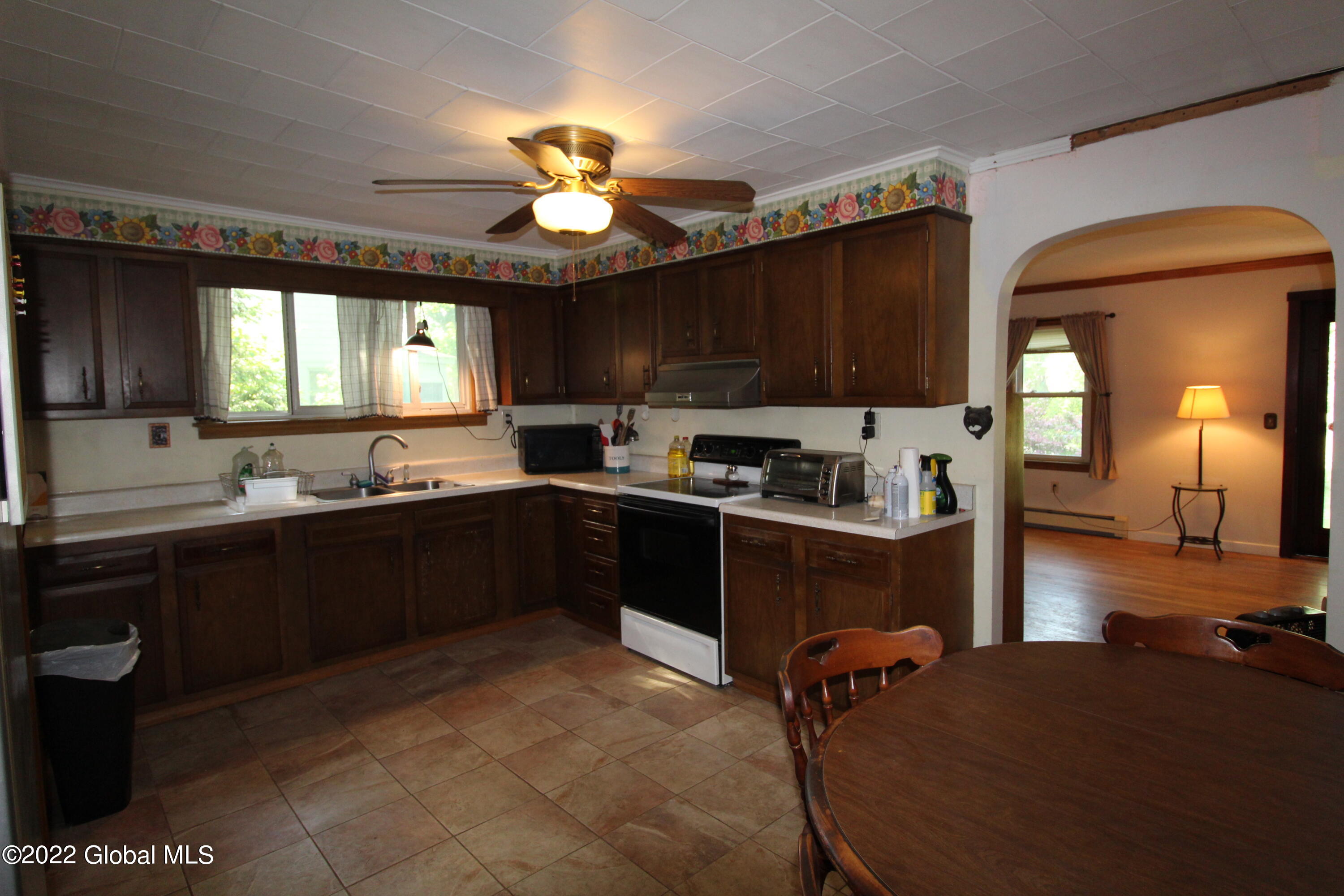 127 Guideboard Road Halfmoon, NY 12188 - Photo 28 of 45 Kitchen