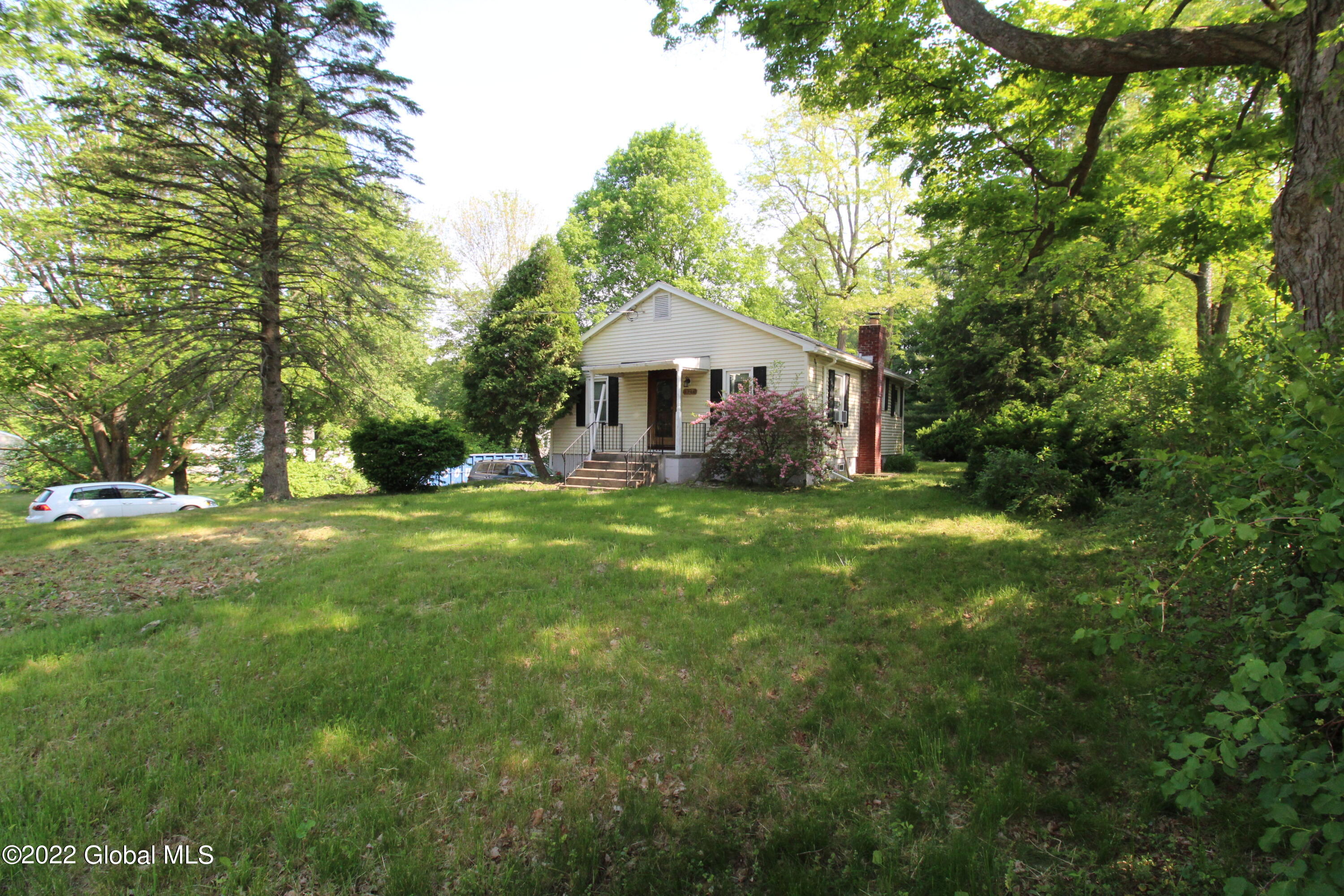 127 Guideboard Road Halfmoon, NY 12188 - Photo 8 of 45 IMG_6931