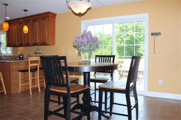 23 Roland Way Milford, MA 01757 - Photo 8 of 27 Gallery Image 8