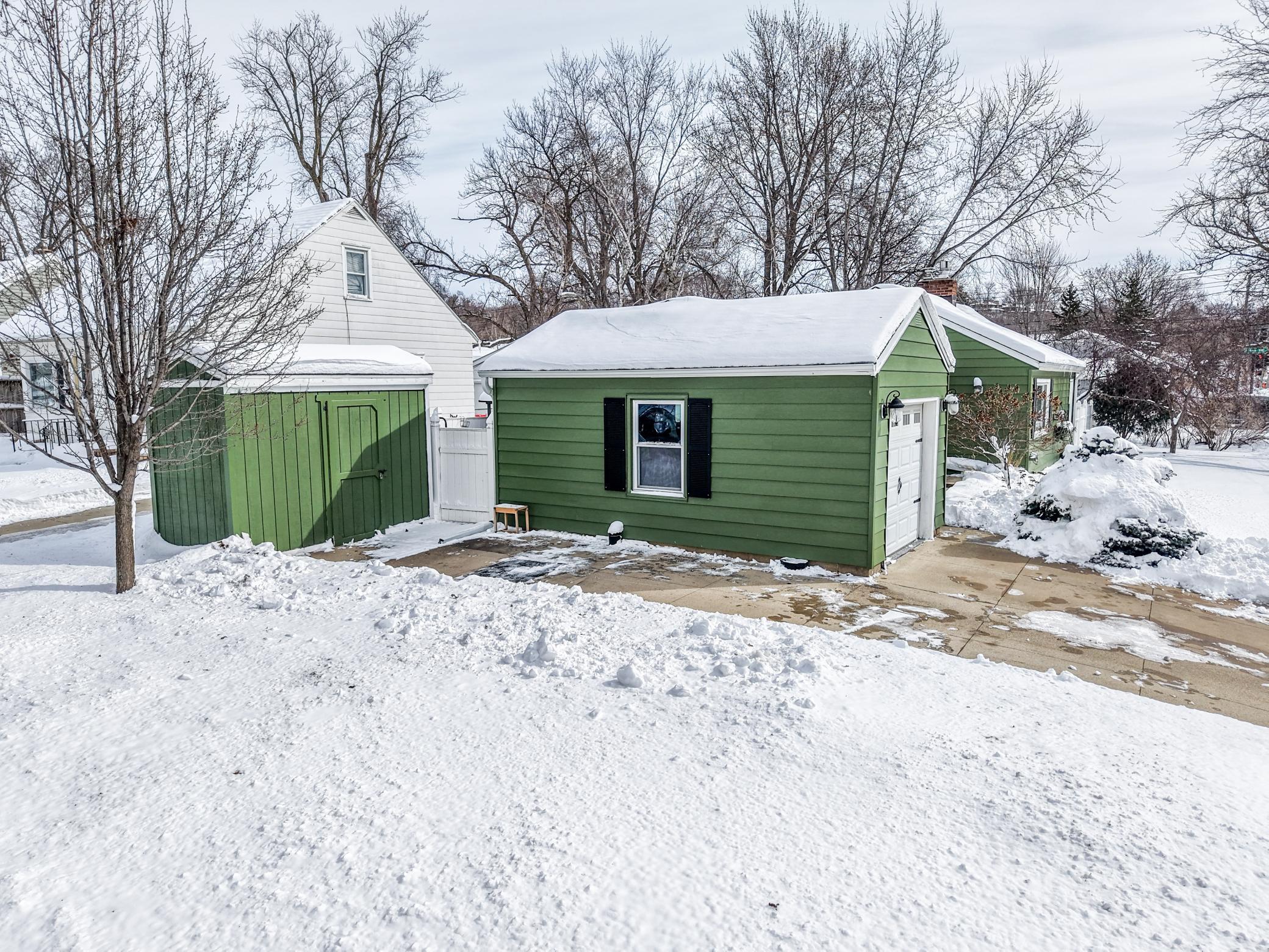 1003 10th Street Northeast Rochester, MN 55906 - Photo 34 of 46