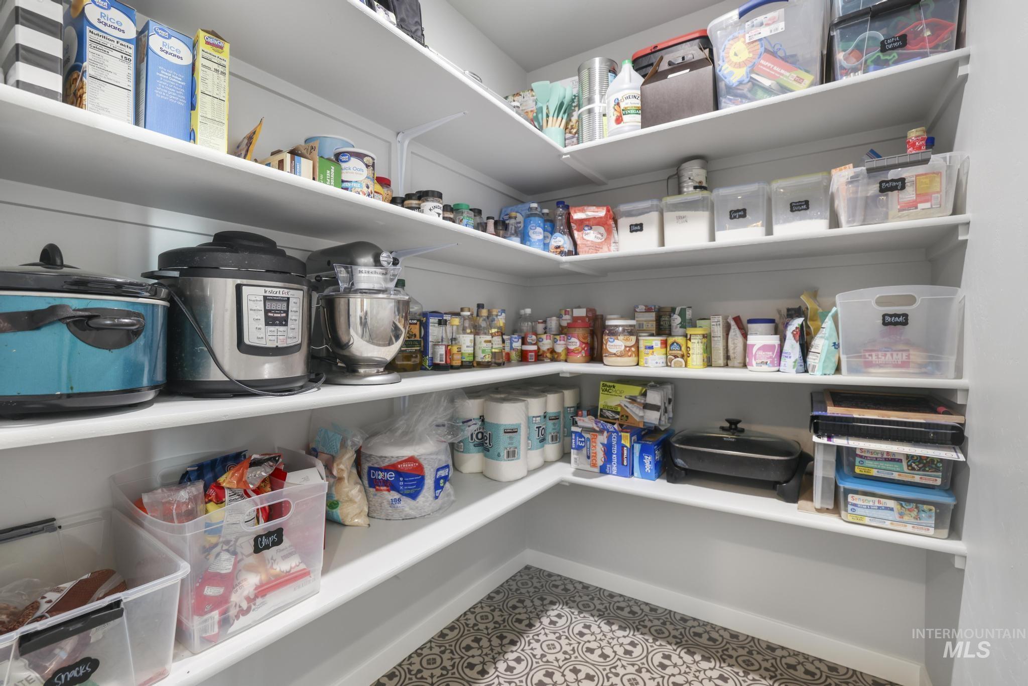 2396 Village Street Twin Falls, ID 83301 - Photo 23 of 44 View of storage area