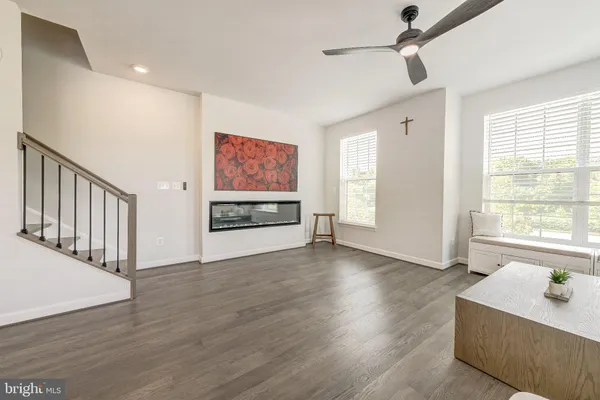 $4,600 | 12544 Ovation Drive, Fairfax, VA 22033