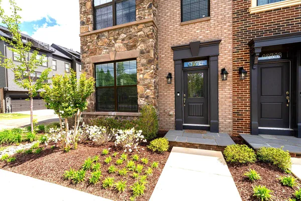 $4,600 | 12544 Ovation Drive, Fairfax, VA 22033