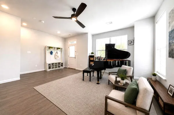 $4,600 | 12544 Ovation Drive, Fairfax, VA 22033