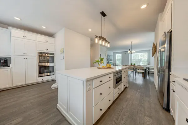$4,600 | 12544 Ovation Drive, Fairfax, VA 22033
