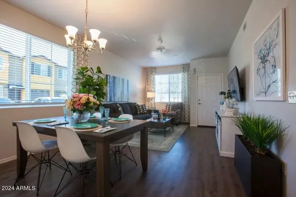 $2,090 | 1950 West Tierra Buena Lane, Unit 3, Phoenix, AZ 85023