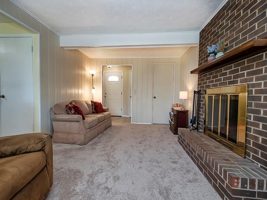 3149 Haberlein Road Gibsonia, PA 15044 - Photo 3 of 20 Gallery Image 3