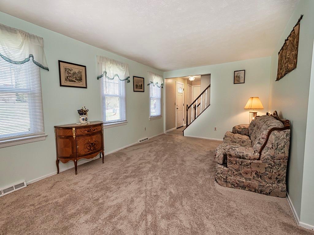 3149 Haberlein Road Gibsonia, PA 15044 - Photo 6 of 20 Gallery Image 6