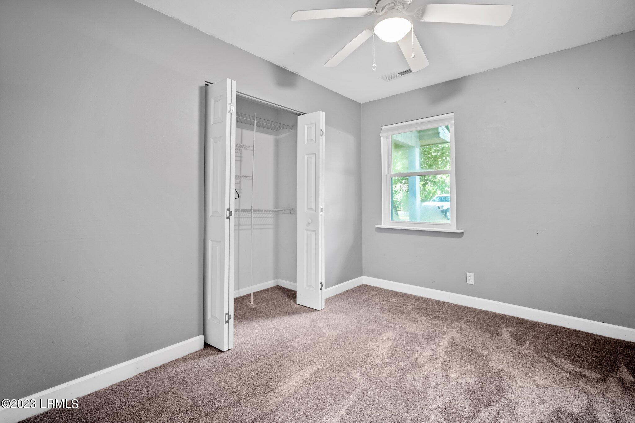 7 Buck Road Beaufort, SC 29907 - Photo 19 of 31 Guest Bedroo