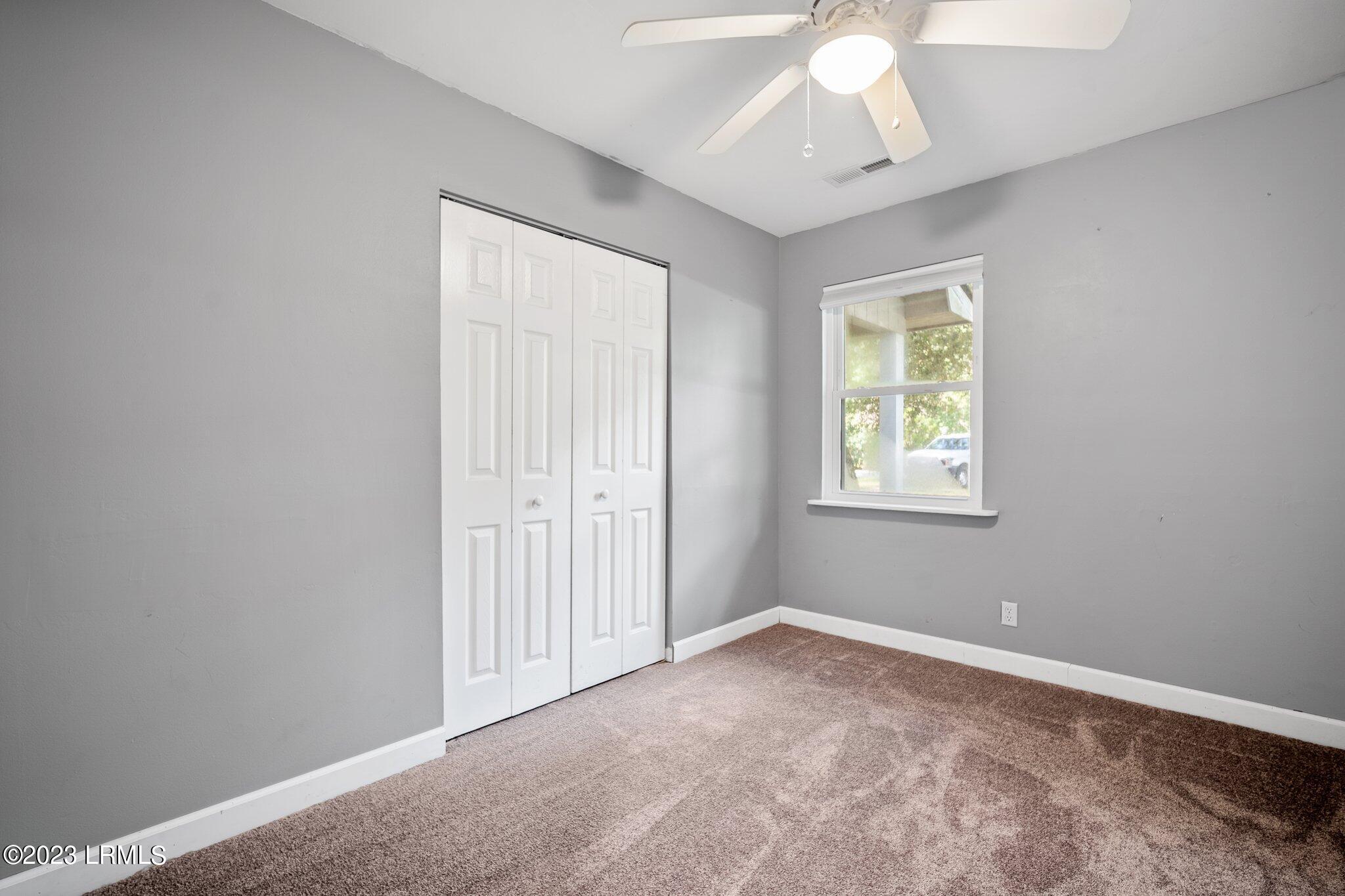 7 Buck Road Beaufort, SC 29907 - Photo 20 of 31 Guest Bedroom