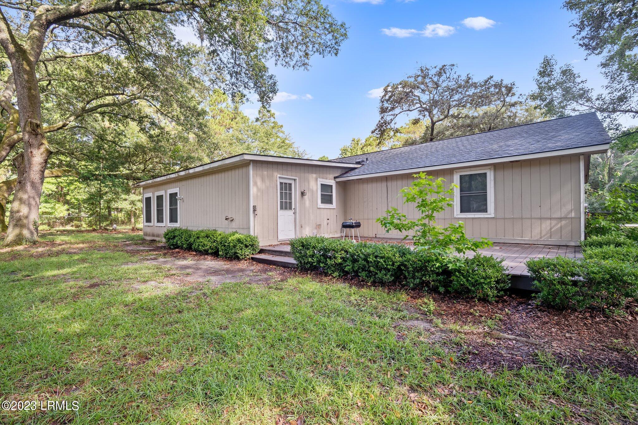 7 Buck Road Beaufort, SC 29907 - Photo 29 of 31 36-web-or-mls-DSC07261