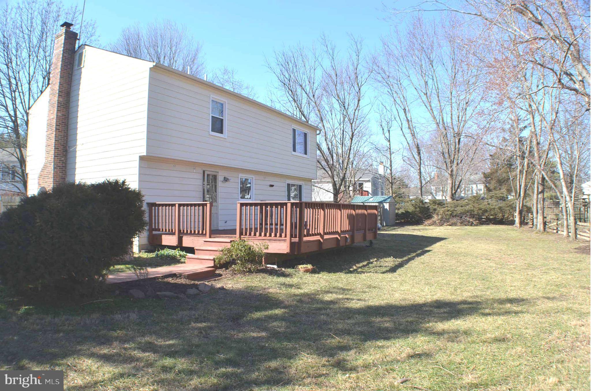 12706 Pinecrest Road Herndon, VA 20171 - Photo 13 of 18 Exterior (Rear)