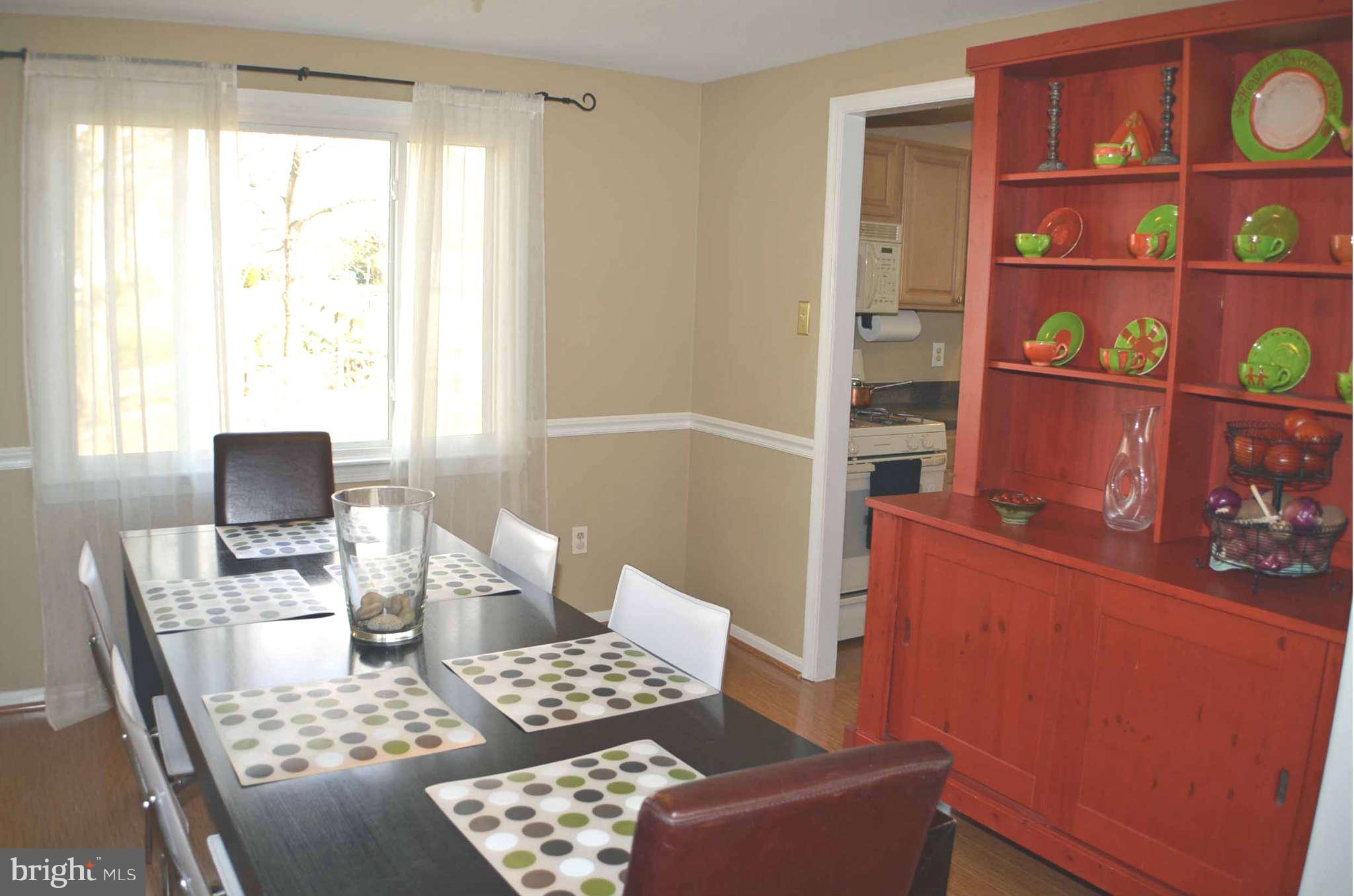 12706 Pinecrest Road Herndon, VA 20171 - Photo 4 of 18 Dining Room