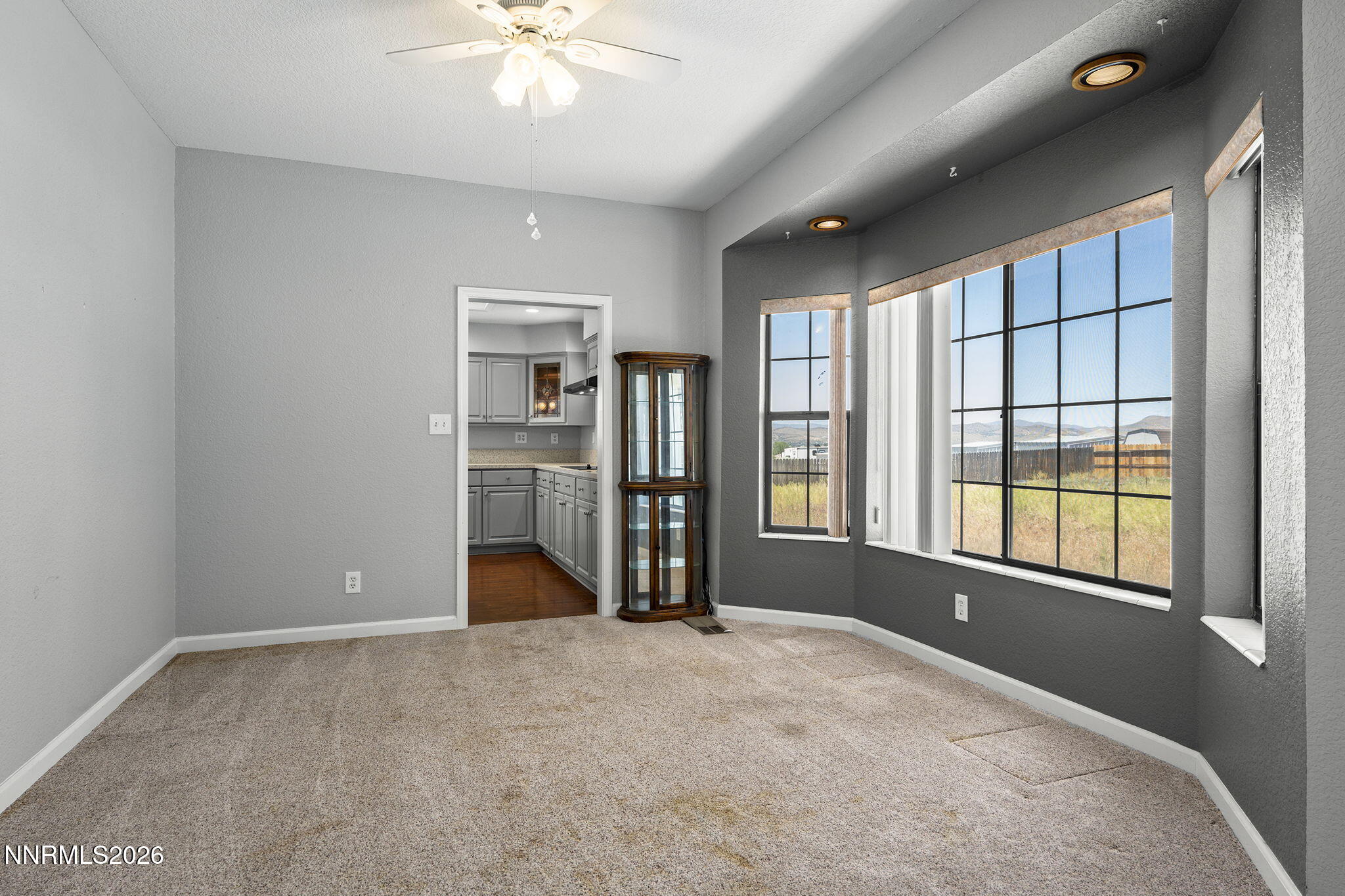 8605 Eaglenest Road Sparks, NV 89436 - Photo 7 of 40 6-web-or-mls-_DSC9223