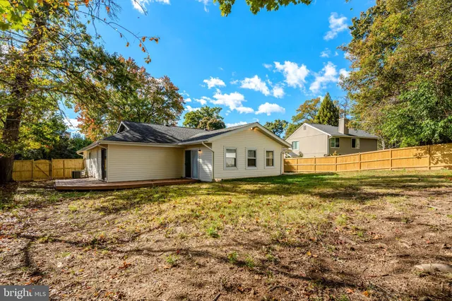 $750,000 | 10412 Pearl Street, Fairfax, VA 22032