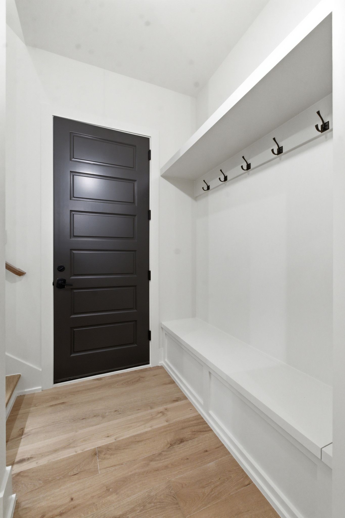 1002 Waller Road Brentwood, TN 37027 - Photo 35 of 54 a bathroom with a bathtub and shower
