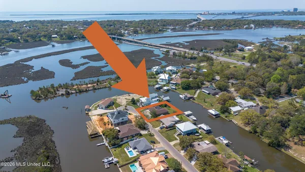 $425,000 | 5809 David Davis Place, Ocean Springs, MS 39564
