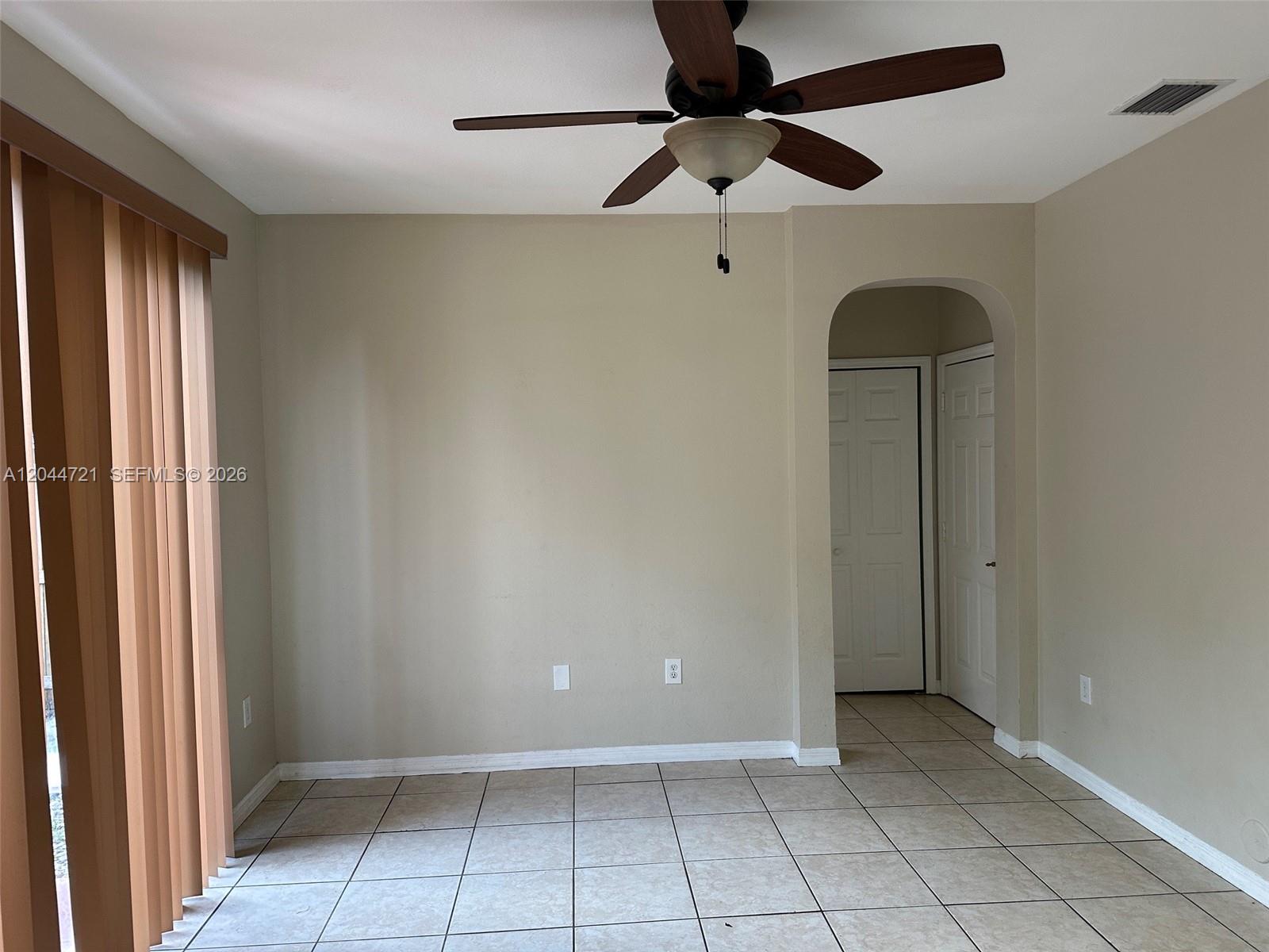 13741 Southwest 274th Terrace Homestead, FL 33032 - Photo 15 of 35