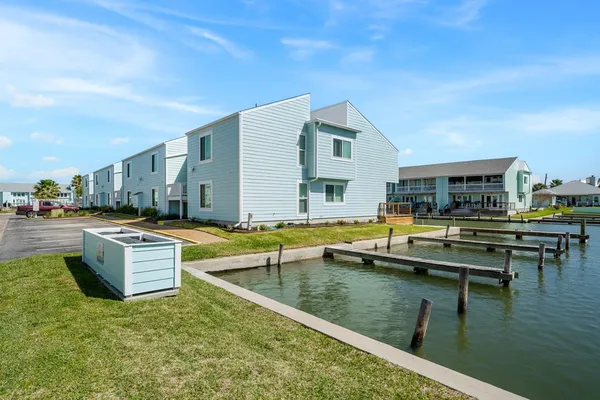 $415,000 | 908 Sandollar Street, Unit 908, Rockport, TX 78382