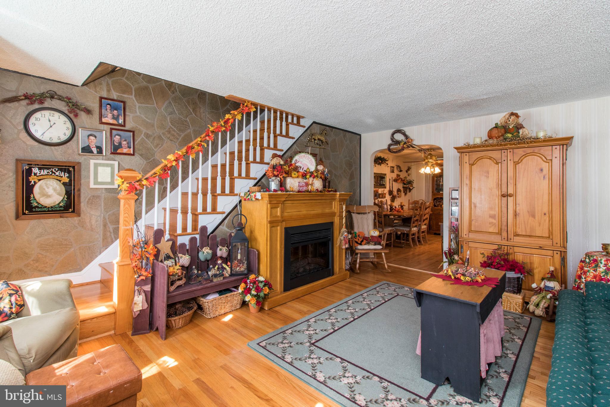 5223 Alverstone Road Clifton Heights, PA 19018 - Photo 2 of 39 Gallery Image 2
