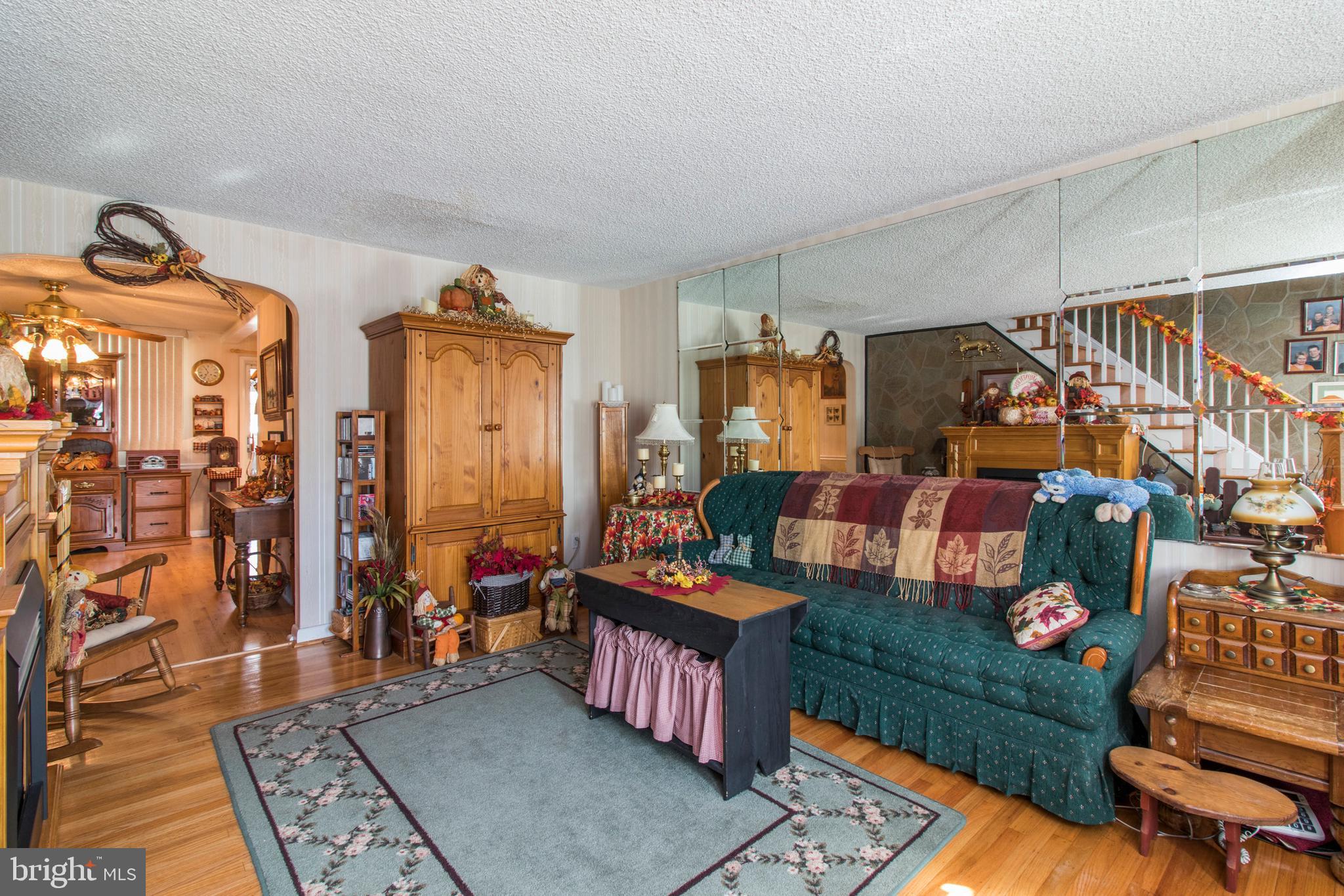 5223 Alverstone Road Clifton Heights, PA 19018 - Photo 3 of 39 Gallery Image 3
