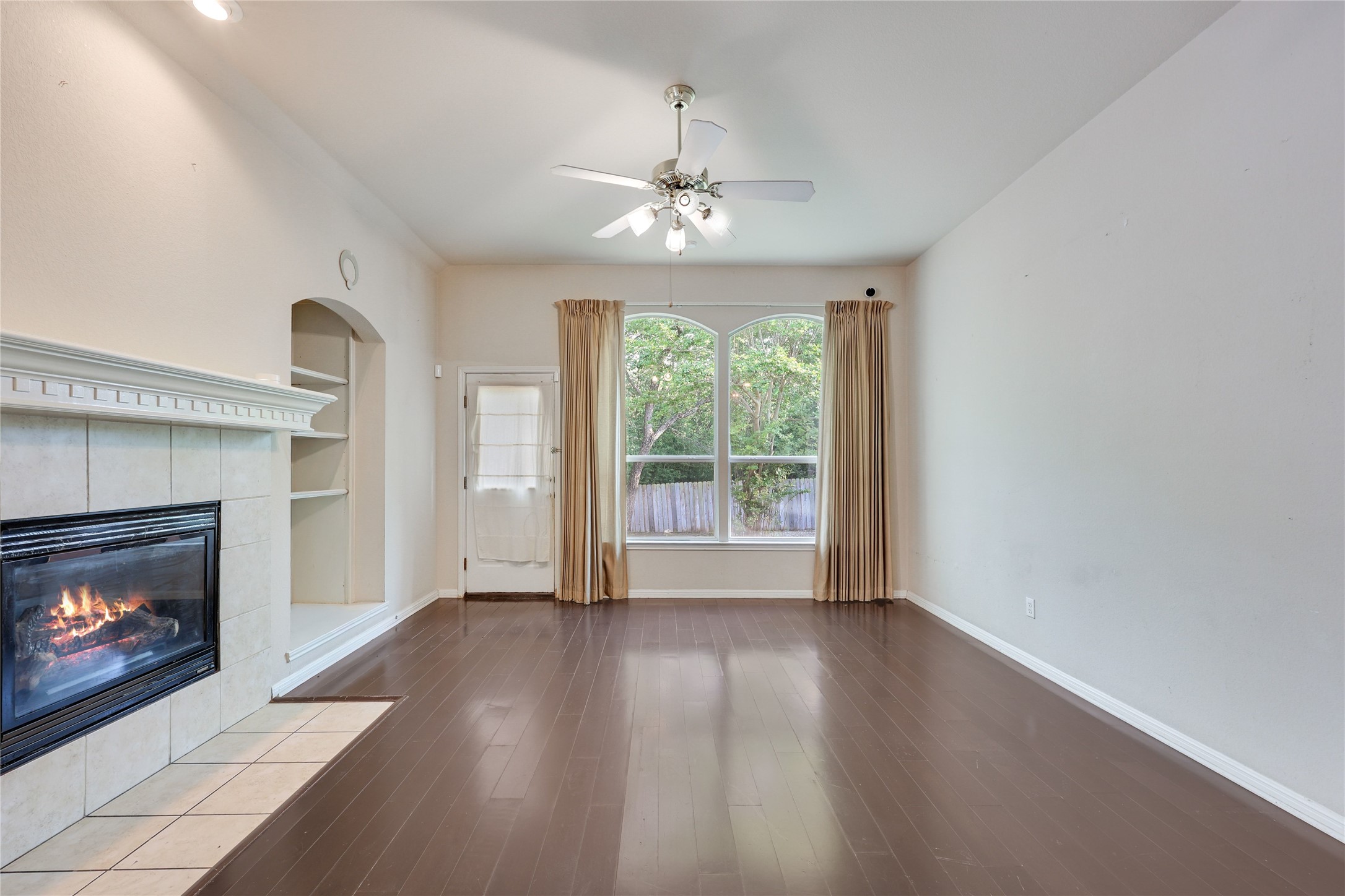 6815 Poncha Pass Austin, TX 78736 - Photo 8 of 32