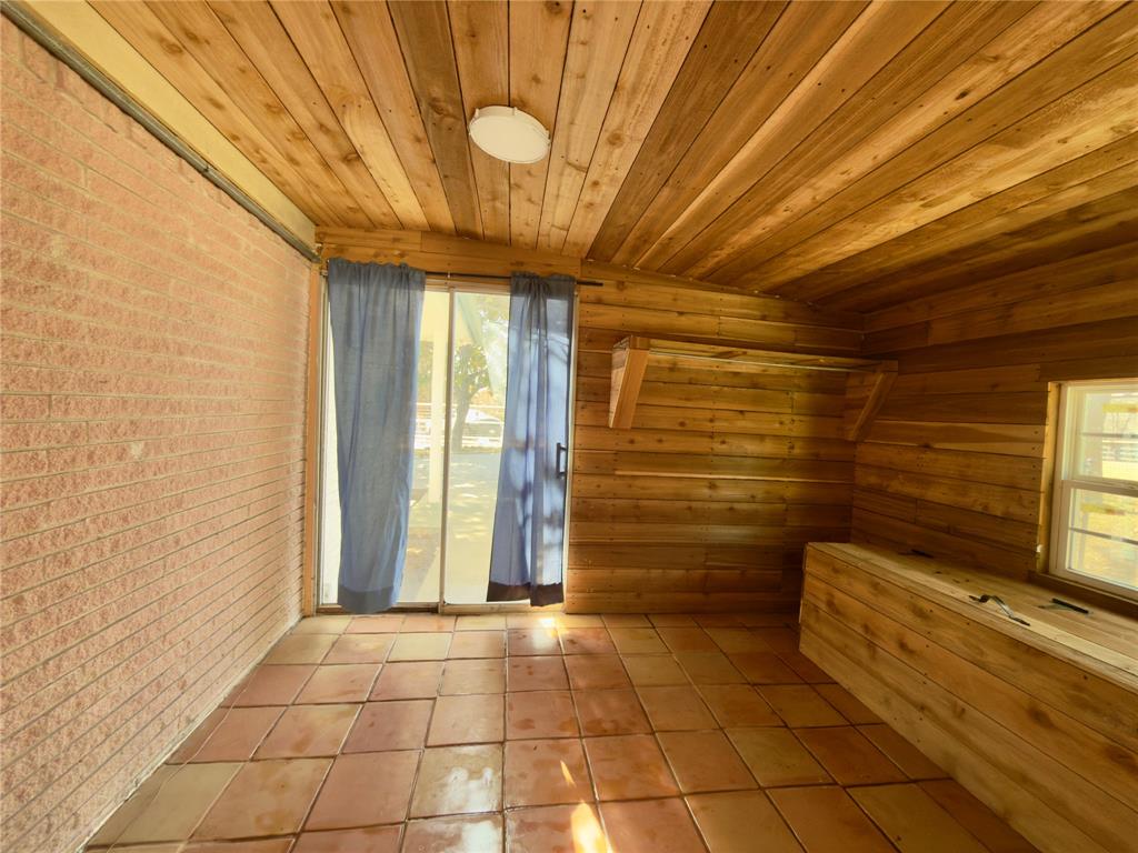 1544 Stainback Road Red Oak, TX 75154 - Photo 24 of 40 cedar outdoor closet for storage with cedar chest