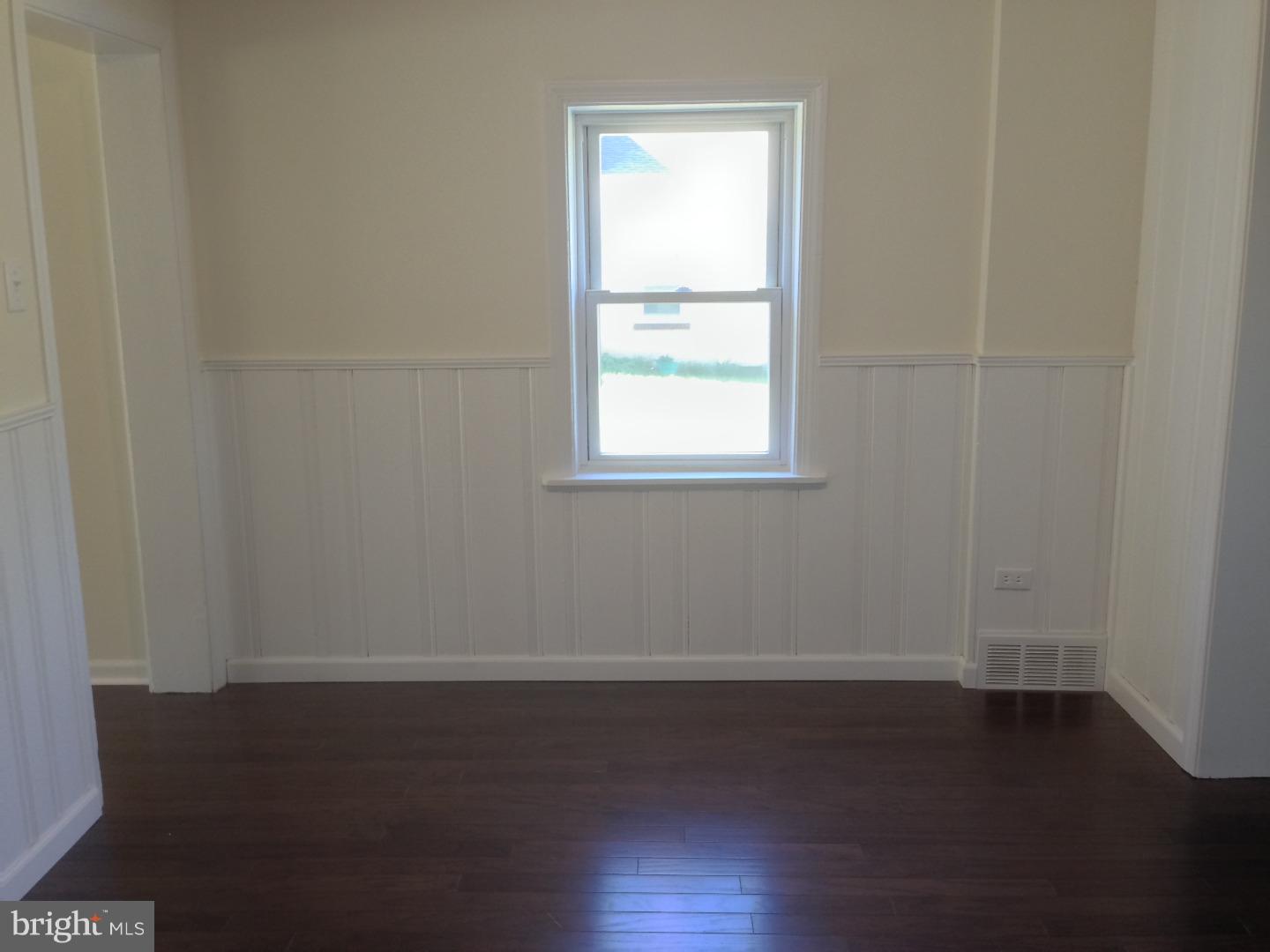 107 Redford Road Oreland, PA 19075 - Photo 5 of 23 Gallery Image 5