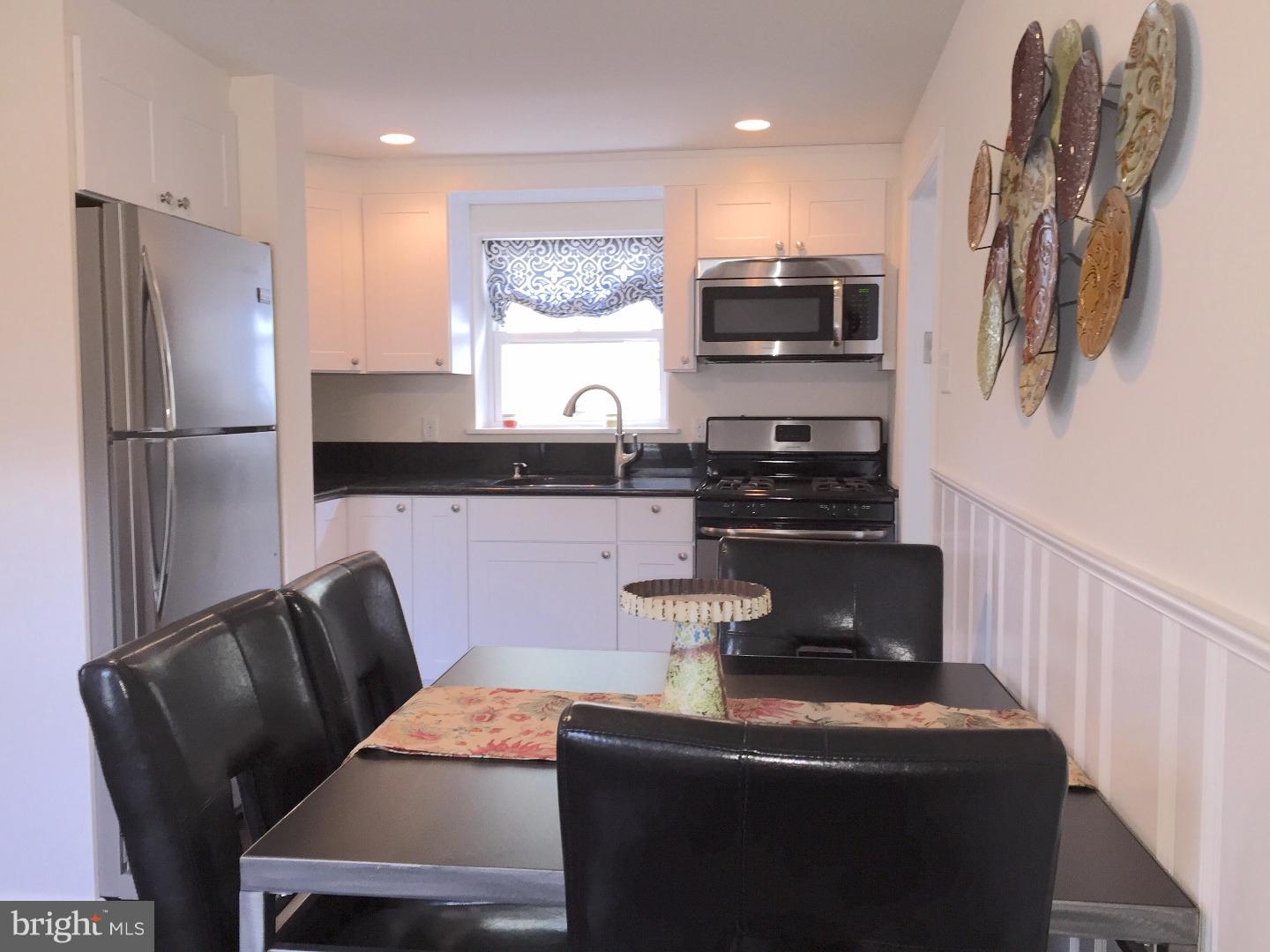 107 Redford Road Oreland, PA 19075 - Photo 6 of 23 Gallery Image 6