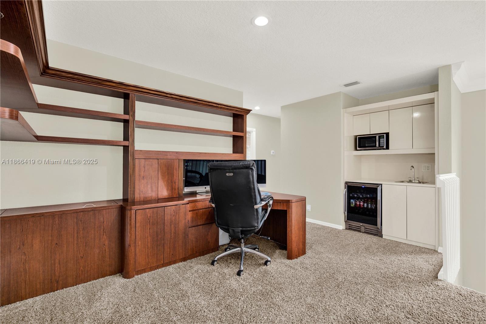 18708 Ocean Mist Drive Boca Raton, FL 33498 - Photo 36 of 58 a view of a workspace with furniture