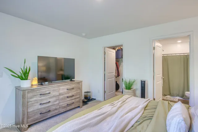 $1,995 | 2018 Course Lane, Surf City, NC 28445