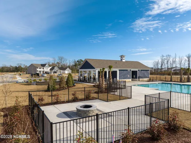 $1,995 | 2018 Course Lane, Surf City, NC 28445