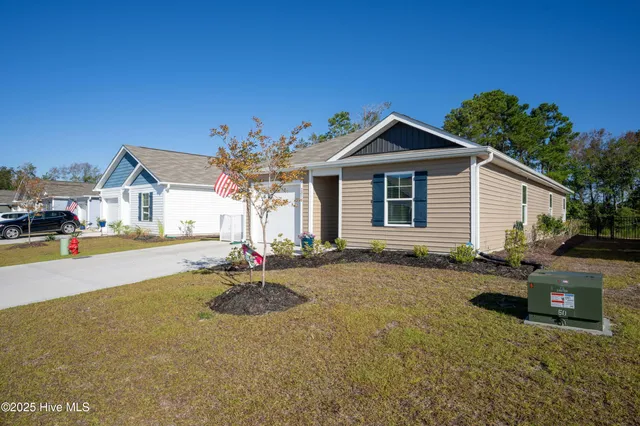 $1,995 | 2018 Course Lane, Surf City, NC 28445