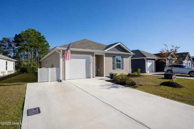 $1,995 | 2018 Course Lane, Surf City, NC 28445