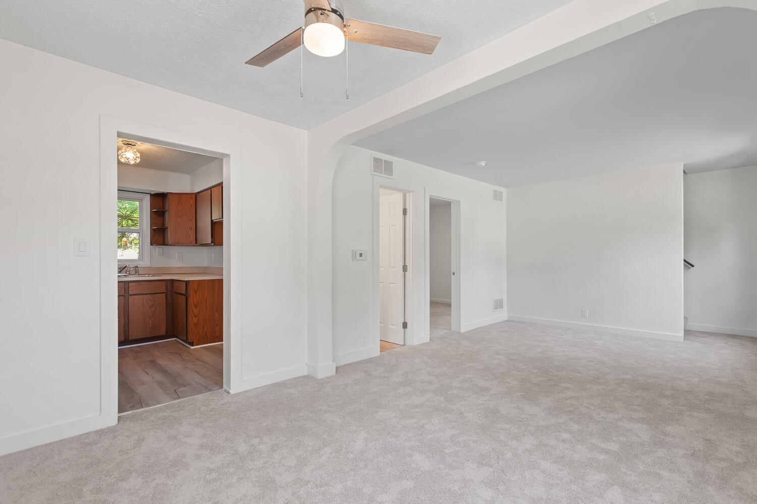 1055 Loren Road Adrian, MI 49221 - Photo 9 of 38 1055 Loren Ave - 1003