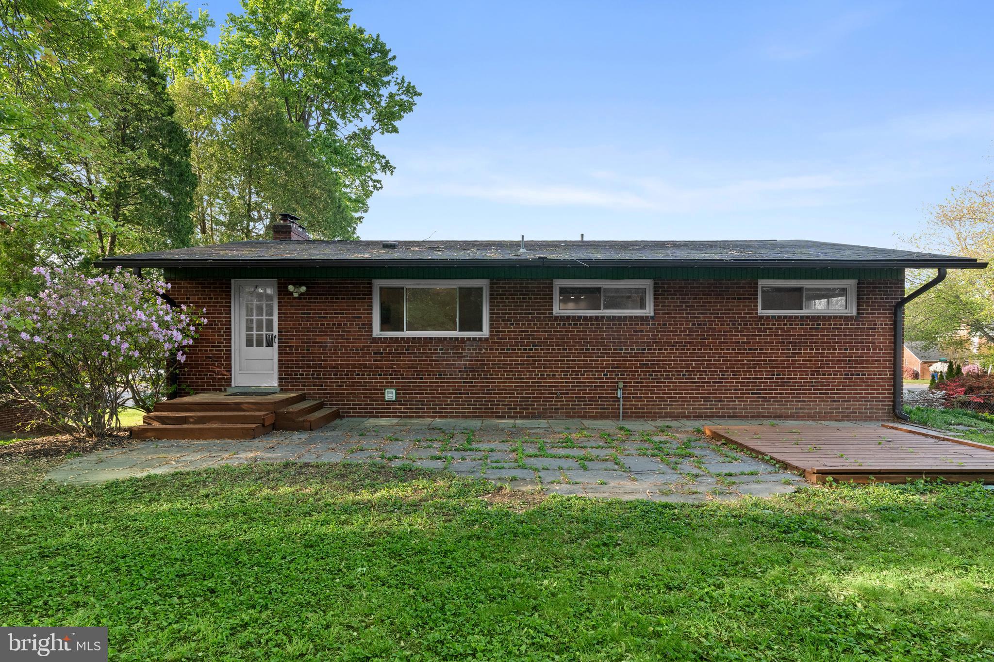 6821 Old Chesterbrook Road McLean, VA 22101 - Photo 33 of 38 Gallery Image 33