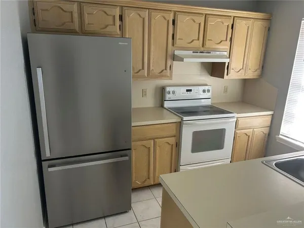 $875 | 1913 Summer Breeze Street, Mission, TX 78572