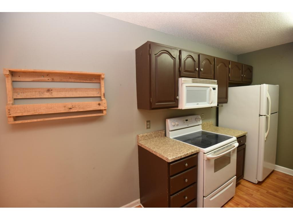2700 Indian Ridge Road, Unit 28 Johnson City, TN 37604 - Photo 9 of 32 Photo 9